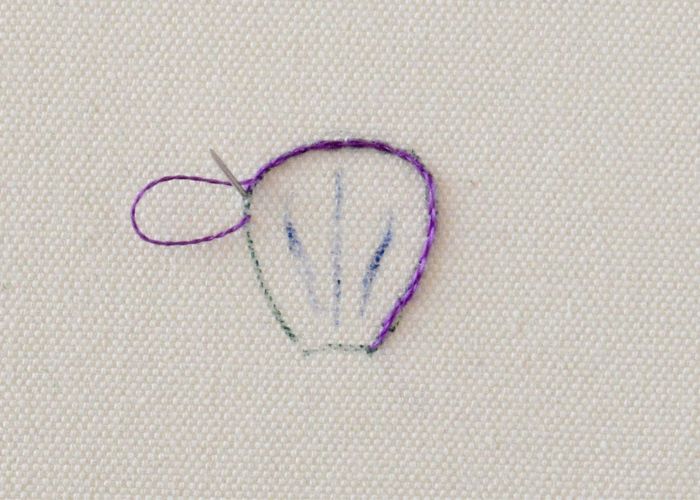 Long and Short stitch step 1 - outline