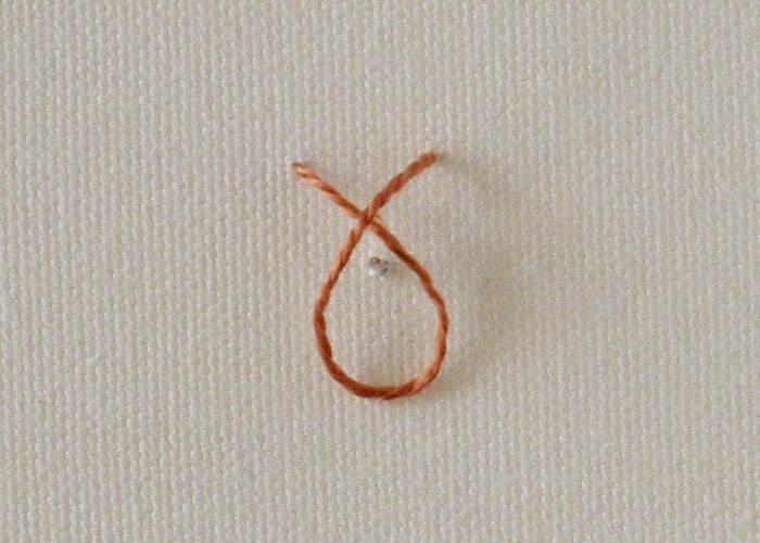 Twisted Fly Stitch Schritt 3