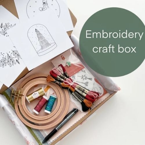 Scatola artigianale di ricamo di Natale, kit di ricamo per principianti su Etsy